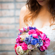 教会式の挙式ではウェディングドレスが主流